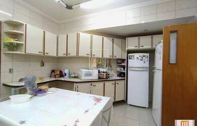 Imagem 8: Casa sobrado na rua 4 dormitórios/suite, cozinha planejada