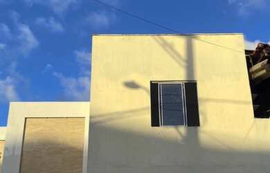 Imagem: A casa possui 1 Dormitório, 1 Banheiro, 40m² de Área e está