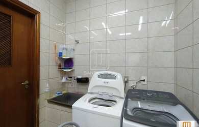 Imagem 9: Casa sobrado na rua 4 dormitórios/suite, cozinha planejada