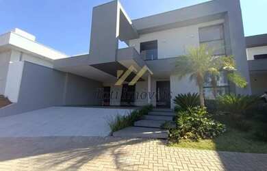 Imagem: A casa em condomínio possui 3 Dormitórios, 4 Banheiros, 2