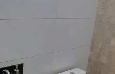 Imagem 4: Vendo sobrado. Piscina, Churrasqueira, Guarda roupae110m² de Área