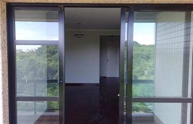 Imagem 6: Apartamento de 03 quartos tendo 01 suíte - Recreio dos Bandeirantes