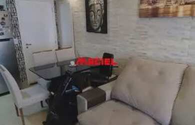 Imagem: O apartamento possui 1 Dormitório, 1 Banheiro, 1 Vaga na garagem