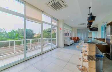 Imagem 9: Apartamento em Azenha. Piscina, Churrasqueira, Imóvel mobiliadoe50m²...