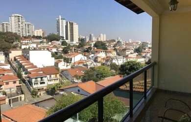 Imagem: A casa possui 5 Dormitórios, 5 Banheiros, 5 Vagas na garagem