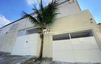 Imagem: O depósito possui 450m² de Área e está localizado em Centro