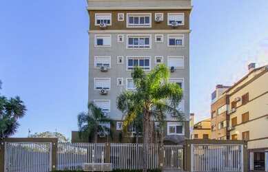 Imagem: O apartamento possui 2 Dormitórios, 2 Banheiros, 2 Vagas na