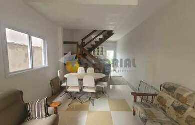 Imagem: A casa possui 2 Dormitórios, 2 Banheiros, 1 Vaga na garagem