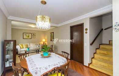 Imagem 3: Sobrado Triplex em condomínio fechad no bairro Ahú - Curitiba/PR