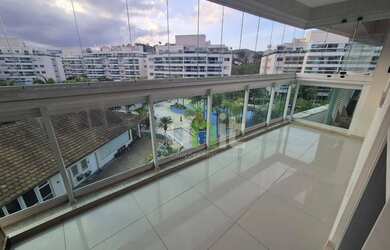 Imagem: O apartamento possui 3 Dormitórios, 3 Banheiros, 2 Vagas na