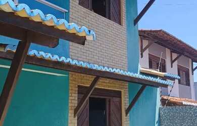 Imagem: A casa possui 4 Dormitórios, 5 Banheiros, 196m² de Área e