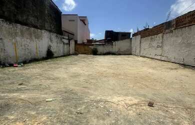 Imagem: O terreno possui 268.570m² de Área e está localizado em