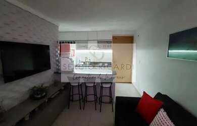 Imagem: O apartamento possui 1 Dormitório, 1 Banheiro, 1 Vaga na garagem