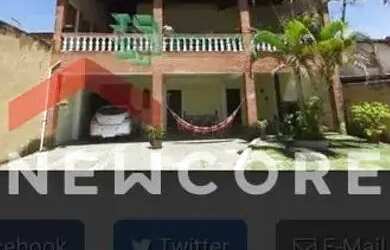 Imagem: A casa possui 2 Dormitórios, 2 Banheiros, 5 Vagas na garagem