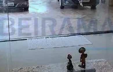 Imagem 3: Casa para venda com 2 quartos, lote com 400m² na Rua 3 - Vicente Pires