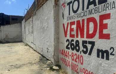 Imagem 2: Terreno na Varjota, entre as Ruas Ana Bilhar e Tavares Coutinho