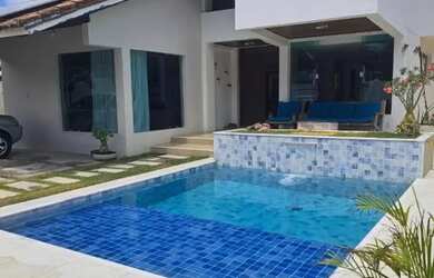 Imagem: A casa para alugar possui 4 Dormitórios, 5 Banheiros, 3 Vagas