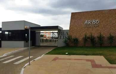 Imagem: A casa em condomínio possui 3 Dormitórios, 2 Banheiros, 2