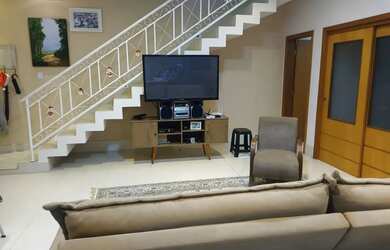 Imagem 3: Sobrado com 3 quartos à venda, 306 m² por R$ 1.350.000 - Piracangaguá...