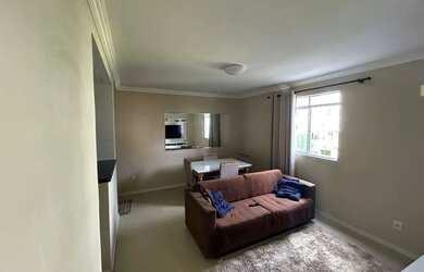 Imagem 5: Apartamento Reformado 59 m² 1º Andar Portaria Rua silenciosa. Nascente