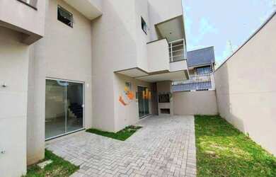 Imagem: A casa em condomínio possui 3 Dormitórios, 3 Banheiros, 2