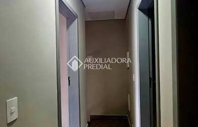 Imagem 13: CASA TRIPLEX A VENDA - MOBILIADA, BAIRRO CACHOEIRA DO BOM JESUS