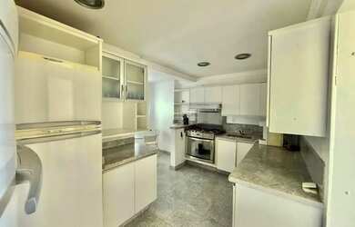 Imagem 8: Apartamento à venda - Frente Mar - Balneário Camboriú - 3 suítes -...