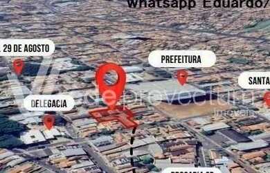 Imagem: O terreno possui 1.944m² de Área e está localizado em Centro