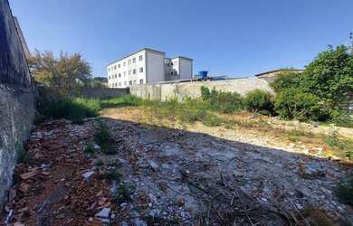 Imagem: O terreno possui 324-0m² de Área e está localizado em Atuba