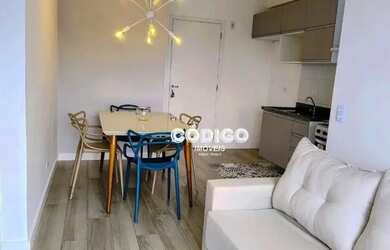 Imagem: O apartamento possui 2 Dormitórios, 1 Banheiro, 1 Vaga na garagem