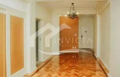 Imagem: O apartamento possui 3 Dormitórios, 3 Banheiros, 107m² de