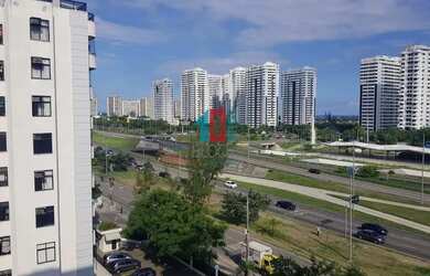 Imagem: O apartamento possui 2 Dormitórios, 2 Banheiros, 1 Vaga na