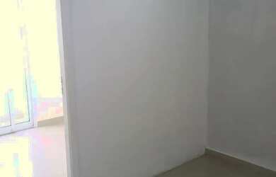 Imagem: O depósito possui 1 Vaga na garagem e 35m² de Área e está