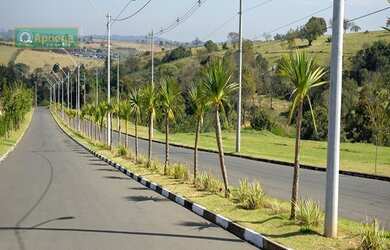 Imagem: O terreno possui 881m² de Área e está localizado em Jardim