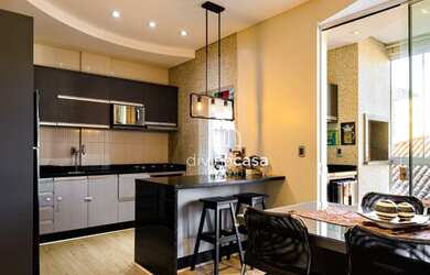 Imagem: O apartamento possui 2 Dormitórios, 2 Banheiros, 2 Vagas na