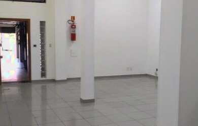 Imagem: O depósito possui 88m² de Área e está localizado em Barro