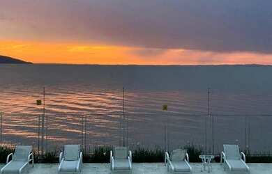 Imagem 3: Linda Casa de condomínio Com Acesso ao Guaíba. O Pôr do Sol Vem de...