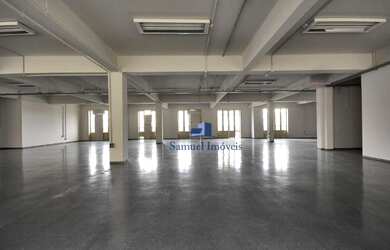 Imagem: O depósito possui 475m² de Área e está localizado em Centro