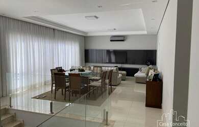 Imagem: A casa em condomínio possui 3 Dormitórios, 3 Banheiros, 5