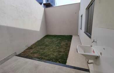 Imagem 7: Casa para venda tem 66 metros quadrados com 3 quartos em Novo Centro - Santa Luzia - MG