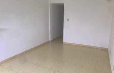 Imagem: O depósito possui 1 Vaga na garagem, 40m² de Área e está