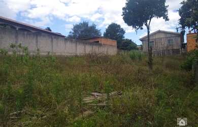 Imagem: O terreno está localizado em Uvaranas, Ponta Grossa à venda