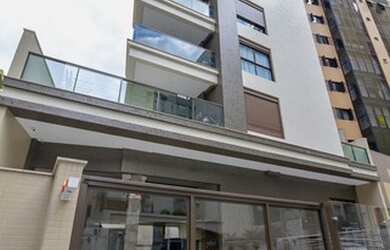 Imagem: O apartamento possui 1 Dormitório, 1 Banheiro, 1 Vaga na garagem