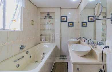 Imagem 9: Cobertura para Venda - 250m², 2 dormitórios, sendo 1 suites, 2 vagas...