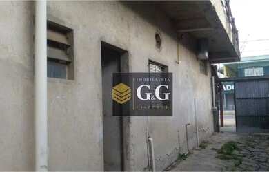 Imagem: O depósito possui 1 Vaga na garagem, 80m² de Área e está