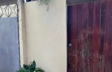 Imagem: A casa possui 1 Dormitório, 1 Banheiro e está localizado