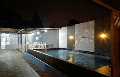 Imagem: A casa possui 1 Banheiro, 100m² de Área e está localizado