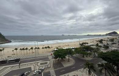 Imagem: O apartamento possui 2 Dormitórios, 1 Banheiro e 80m² de Área