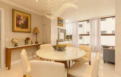 Imagem 8: Apartamento com 03 dormitórios sendo 01 suíte e 01 vaga dupla de garagem...