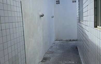 Imagem 2: Aluguel em Paratibe Térreo com Área em U